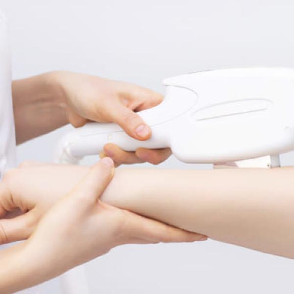 Triệt lông 1/2 tay